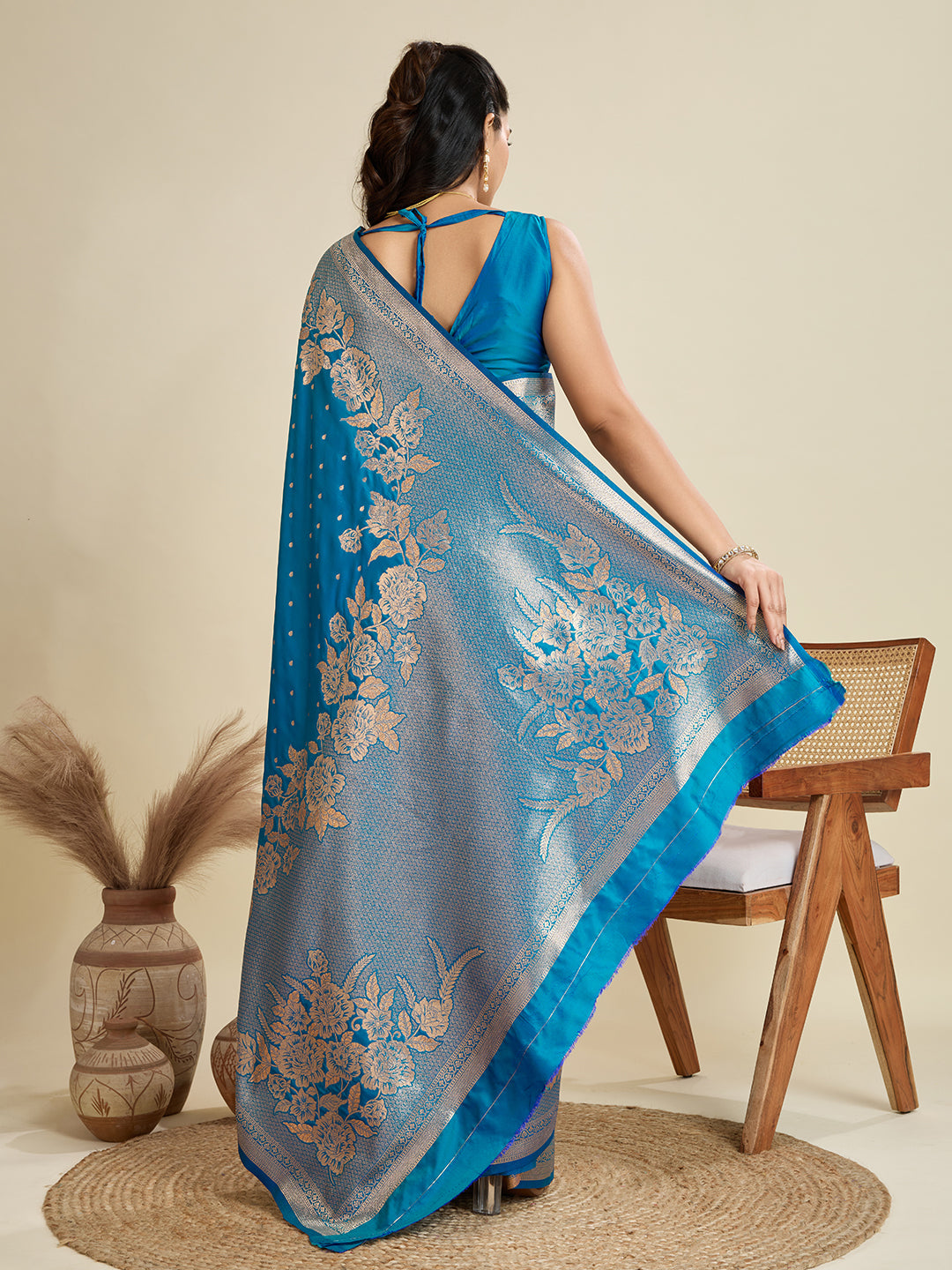 Blue color Kanjivaram Silk Designer Saree with Woven