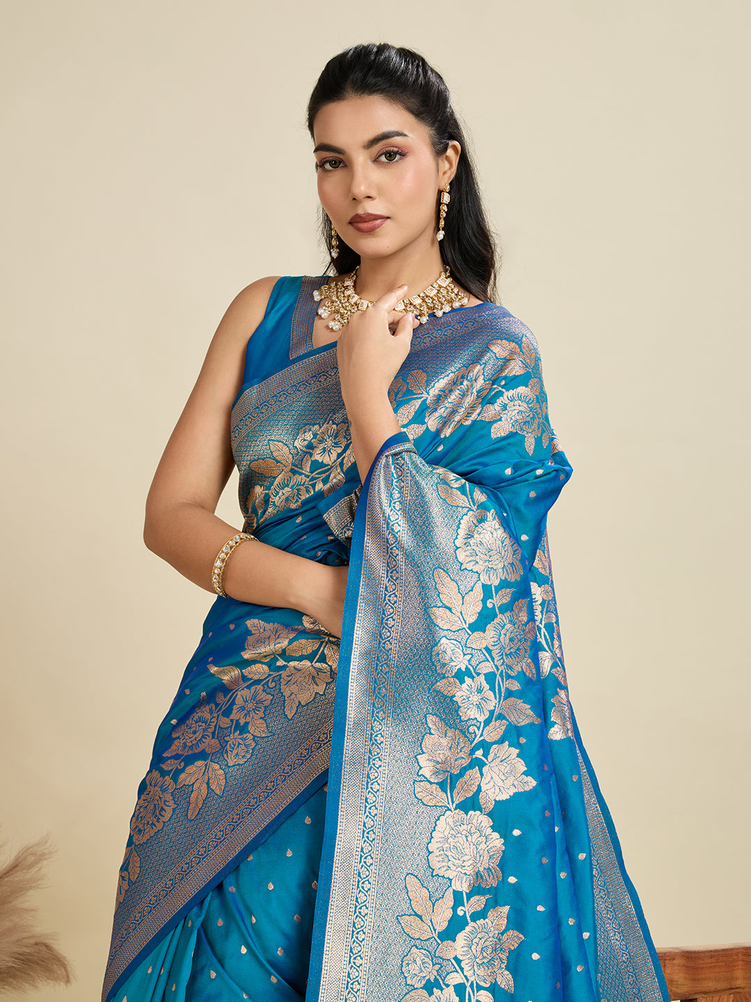 Blue color Kanjivaram Silk Designer Saree with Woven