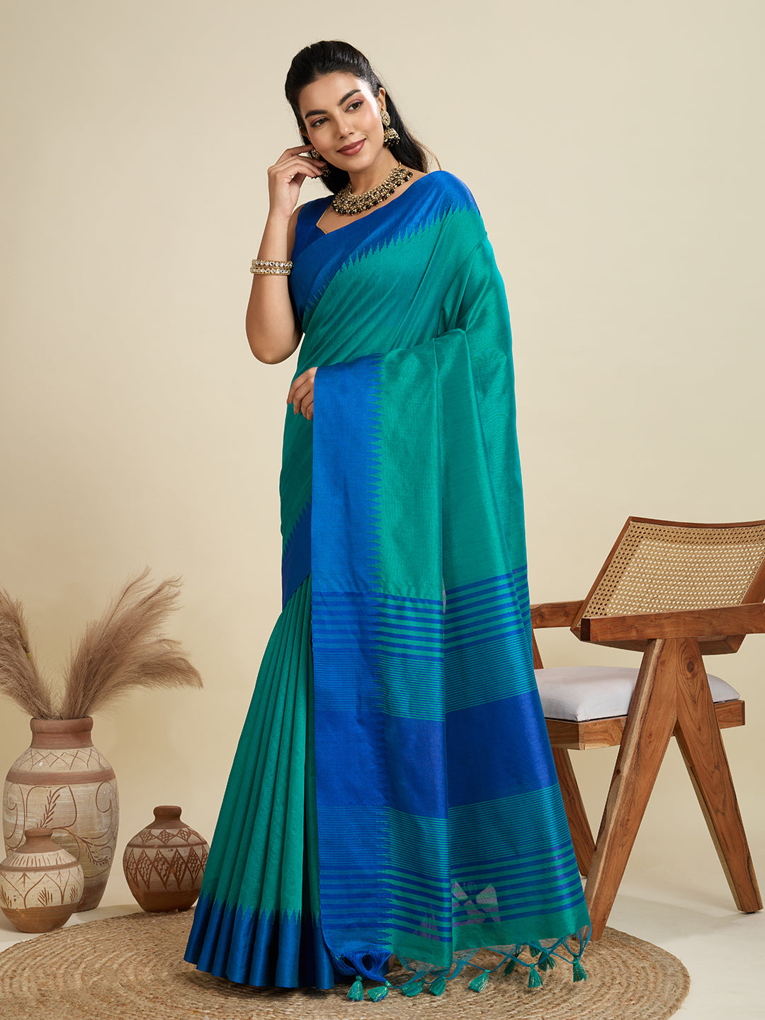 Firozi Raw Silk Thread Woven Saree with Contrast Border