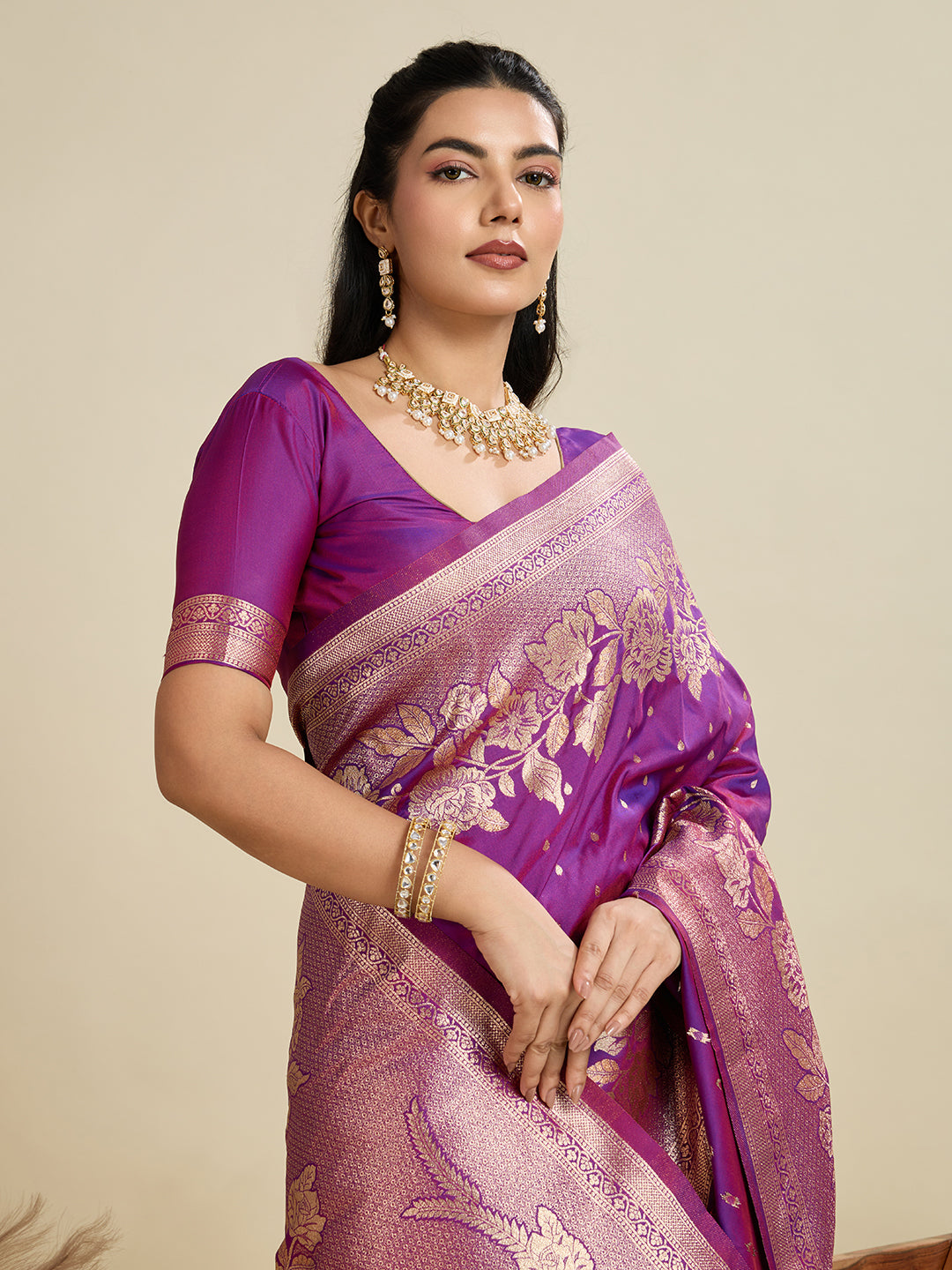 Violet color Woven Kanjivaram Silk Traditional Saree