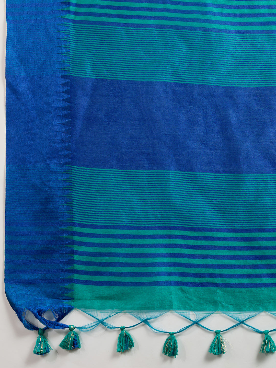 Firozi Raw Silk Thread Woven Saree with Contrast Border