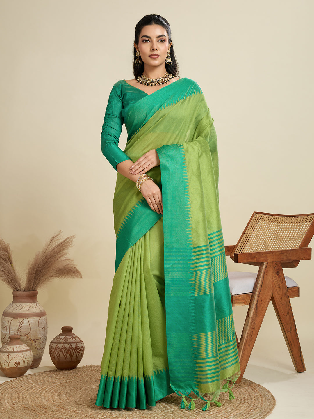 Timeless Green Saree - Perfect for Any Celebration
