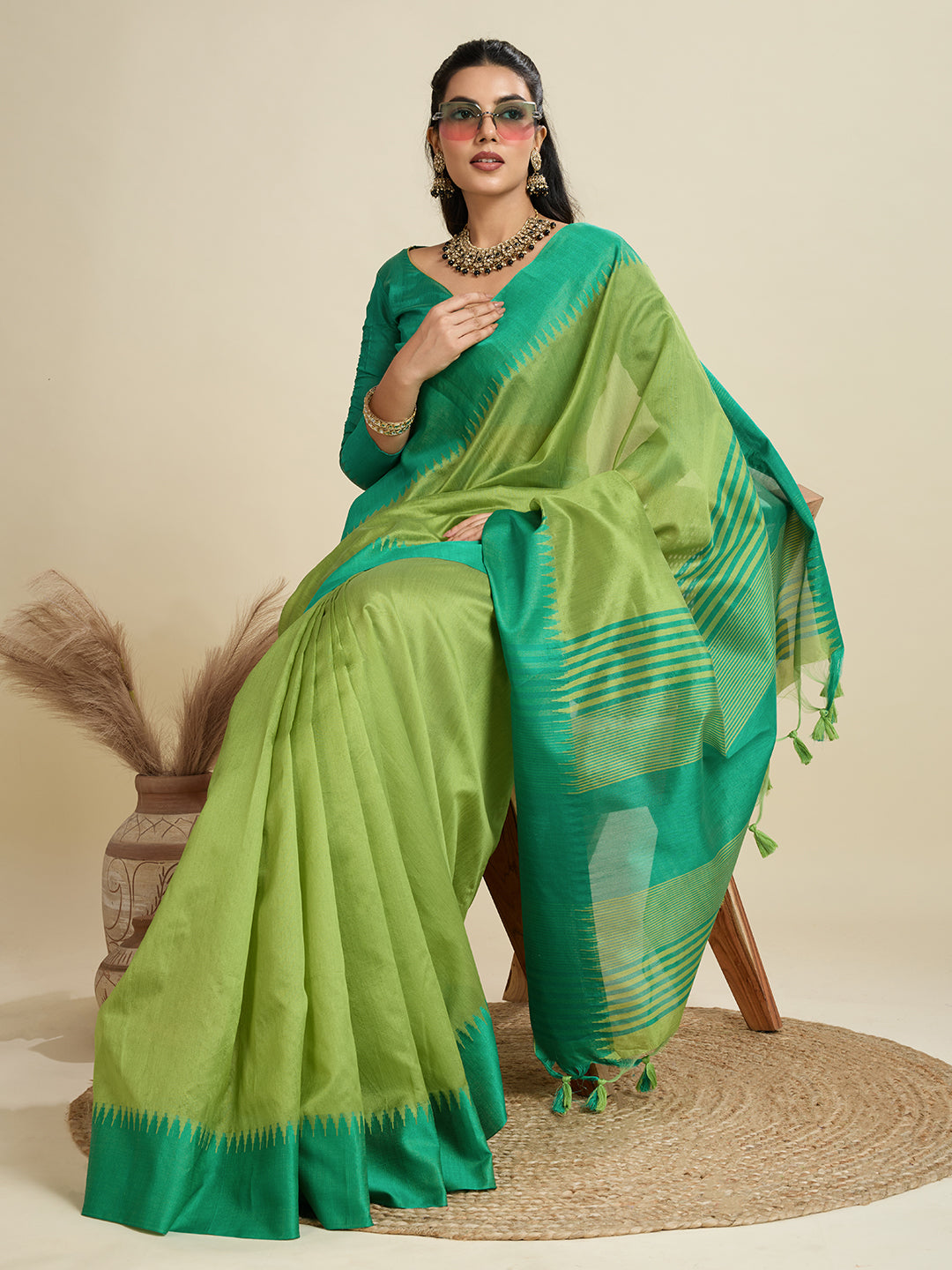 Timeless Green Saree - Perfect for Any Celebration