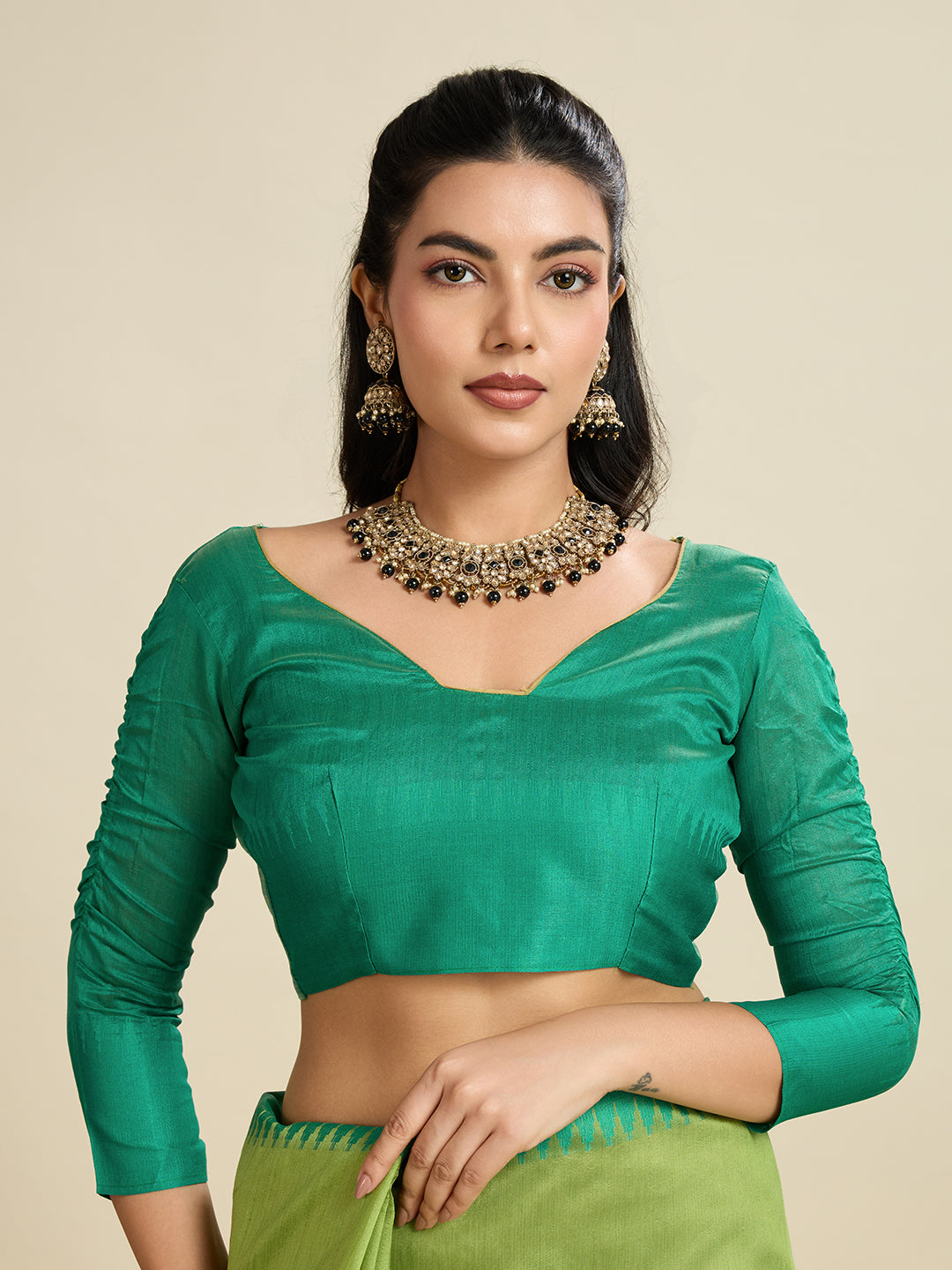 Timeless Green Saree - Perfect for Any Celebration