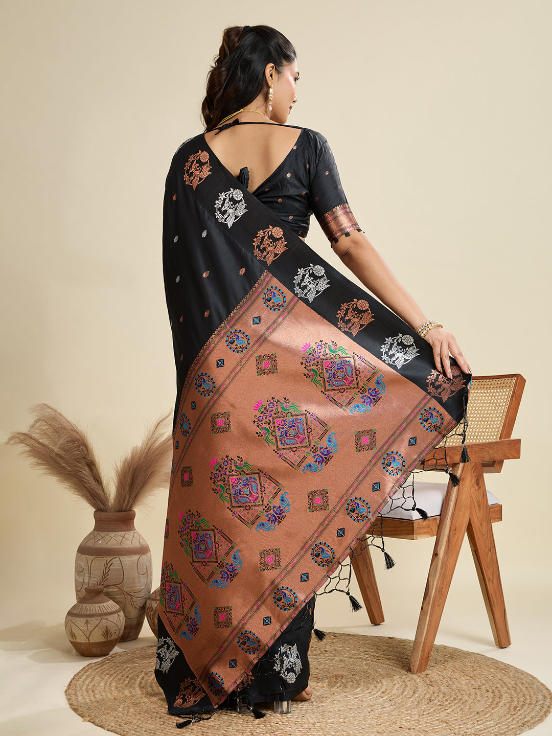 Black Banarasi Silk Saree with Zari Weaving & Paithani Pallu
