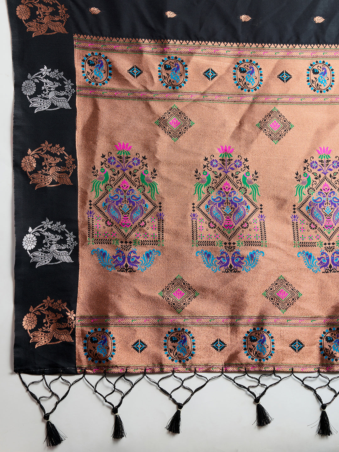 Black Banarasi Silk Saree with Zari Weaving & Paithani Pallu