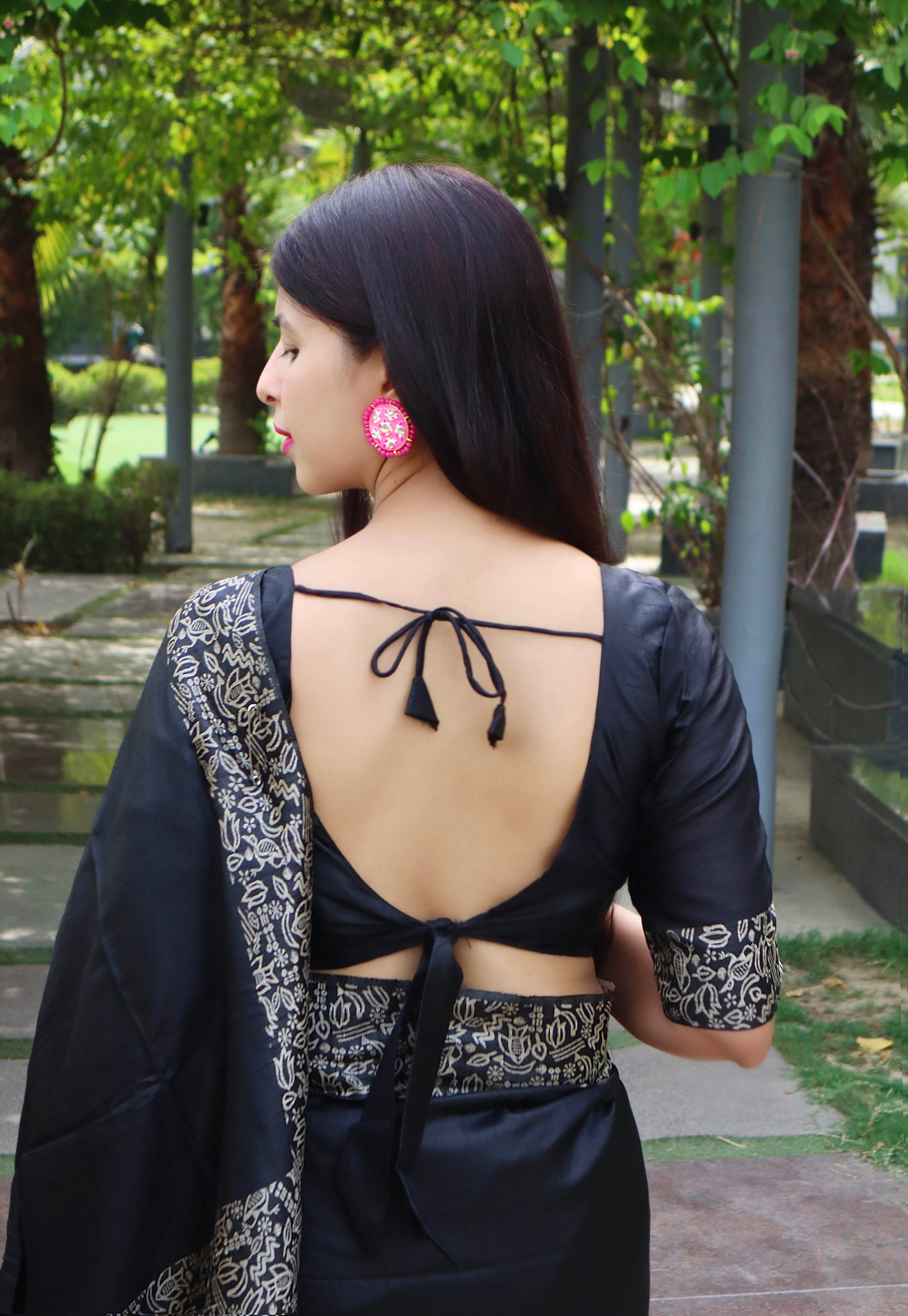 Black Banarasi Silk Saree with Zari Weaving