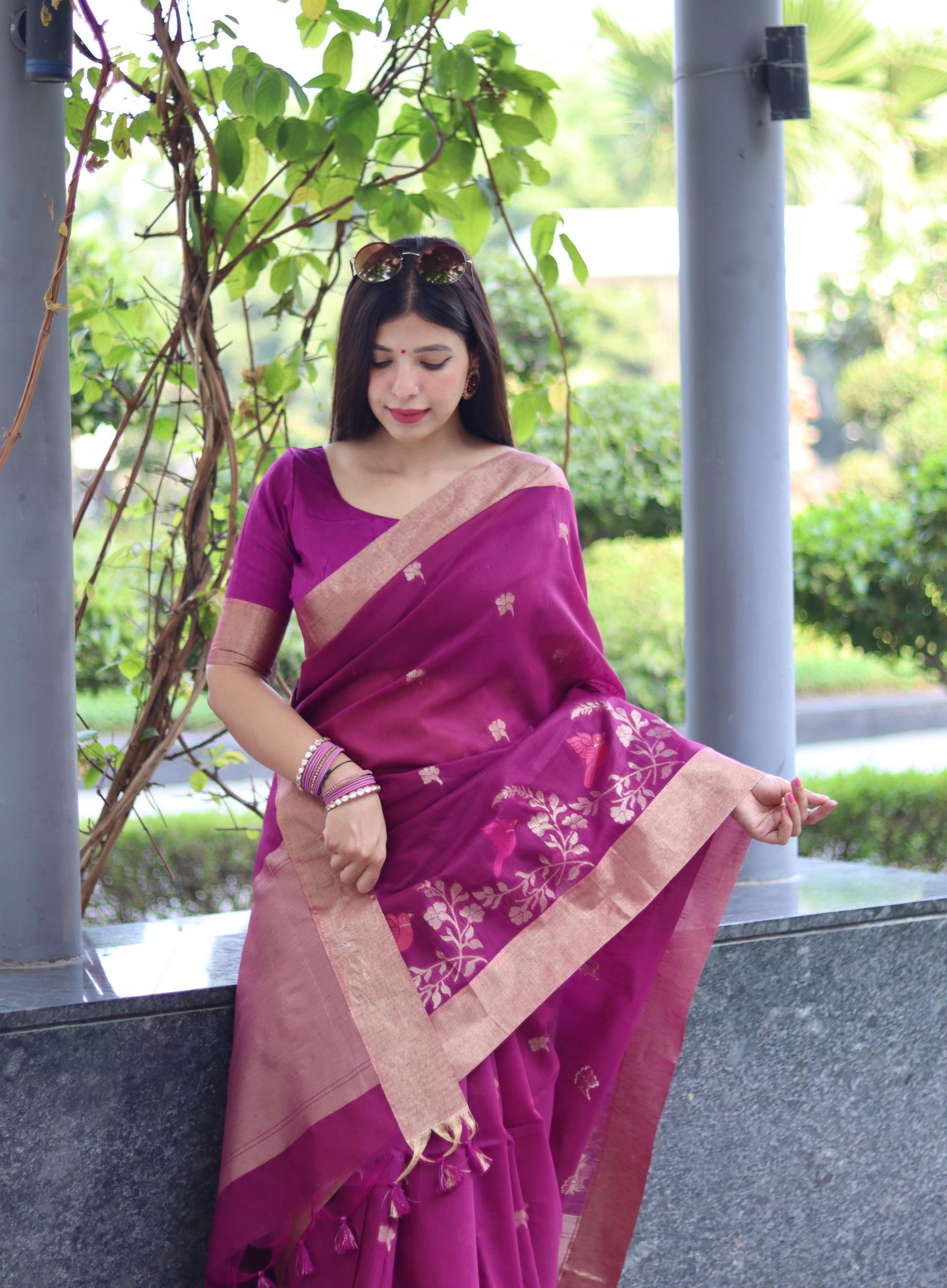 Elegant Purple Linen Silk Saree with Traditional Zari Border