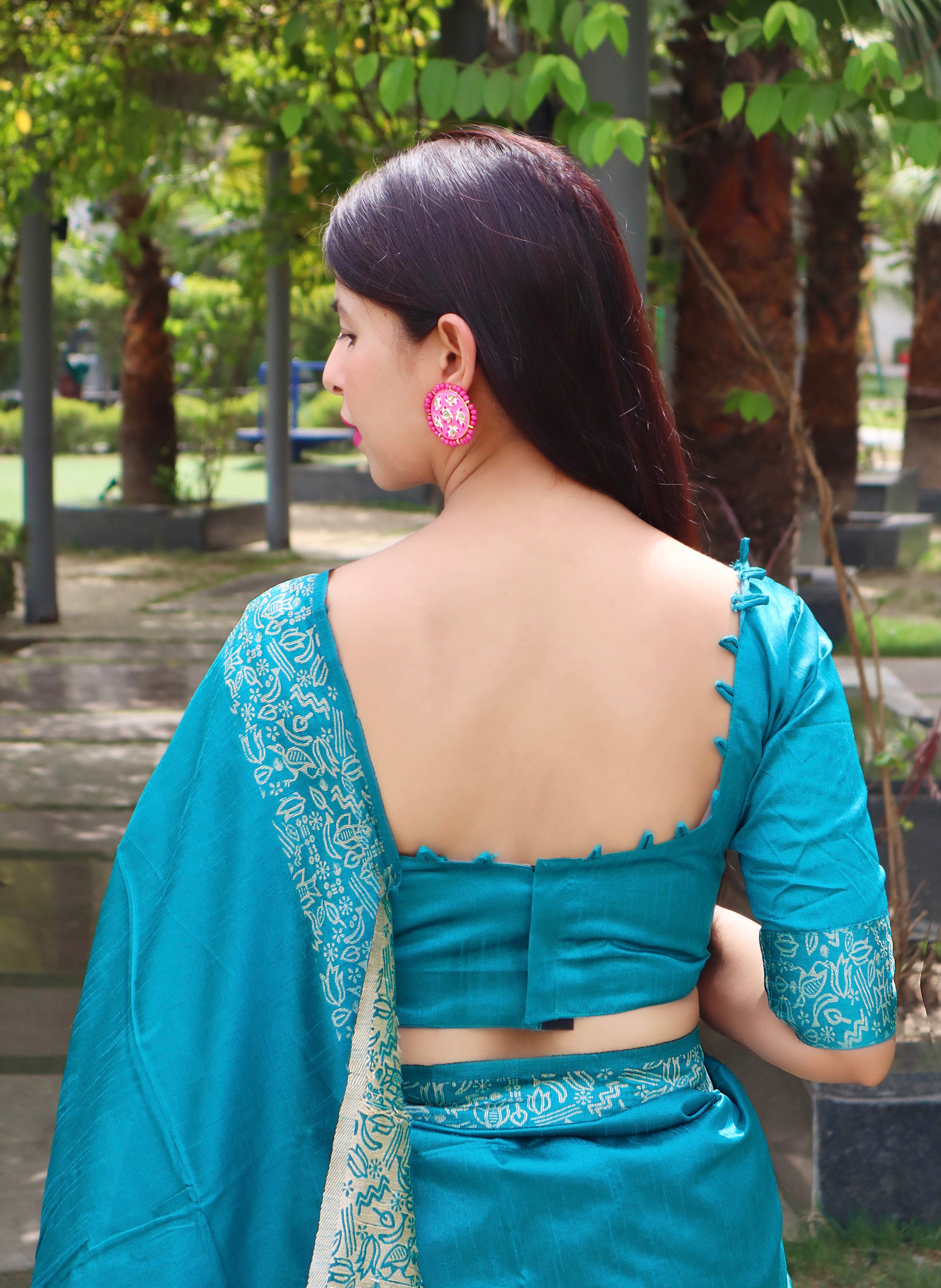 Stunning Cerulean Blue Raw Silk Saree with Intricate Weaving