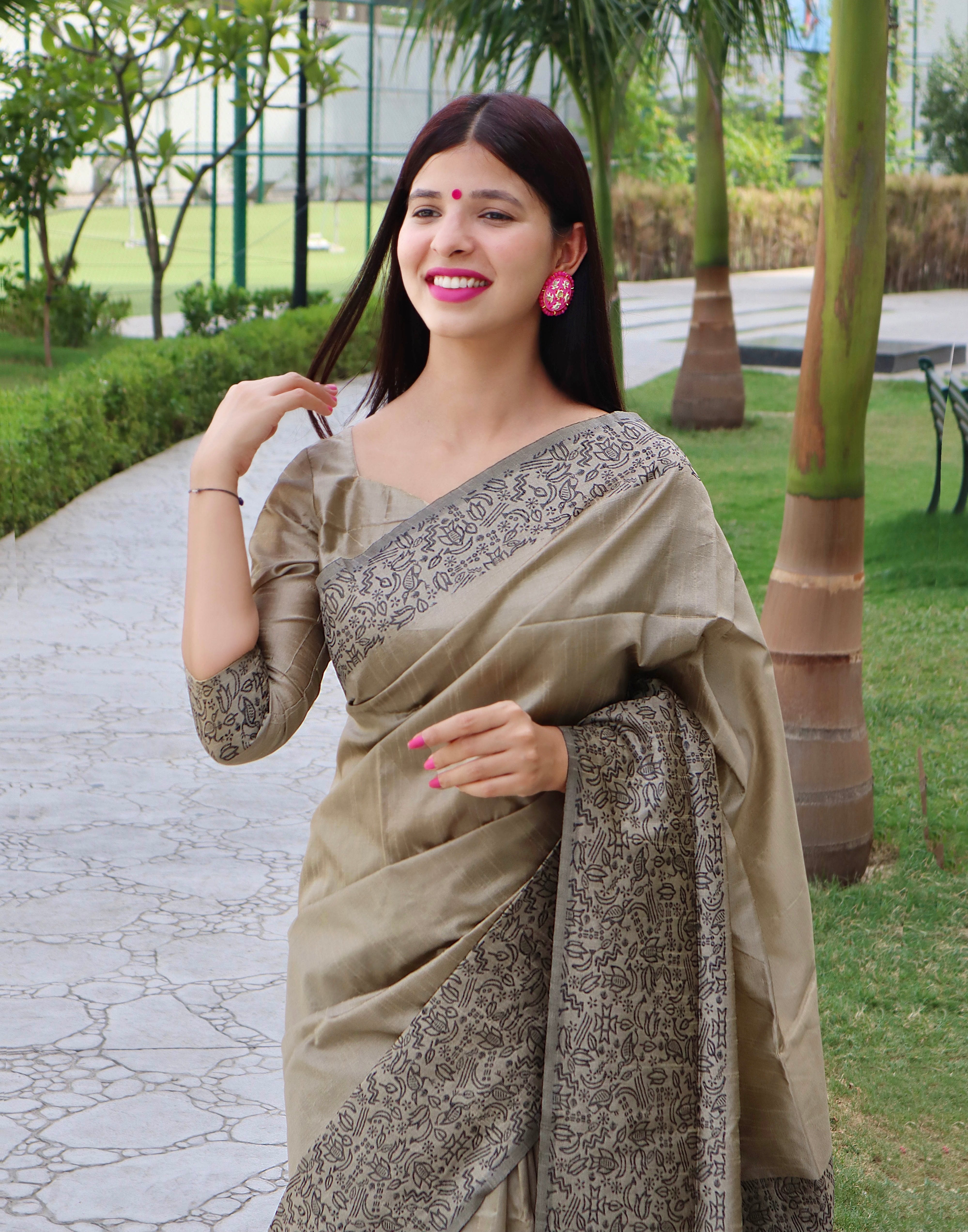 Designer Jacquard Silk Saree with Rich Pallu - Unstitched Blouse Piece